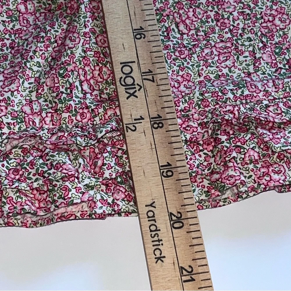 American Eagle Outfitters Size 2 Floral Pattern Skirt with Ruffle‎ Trim